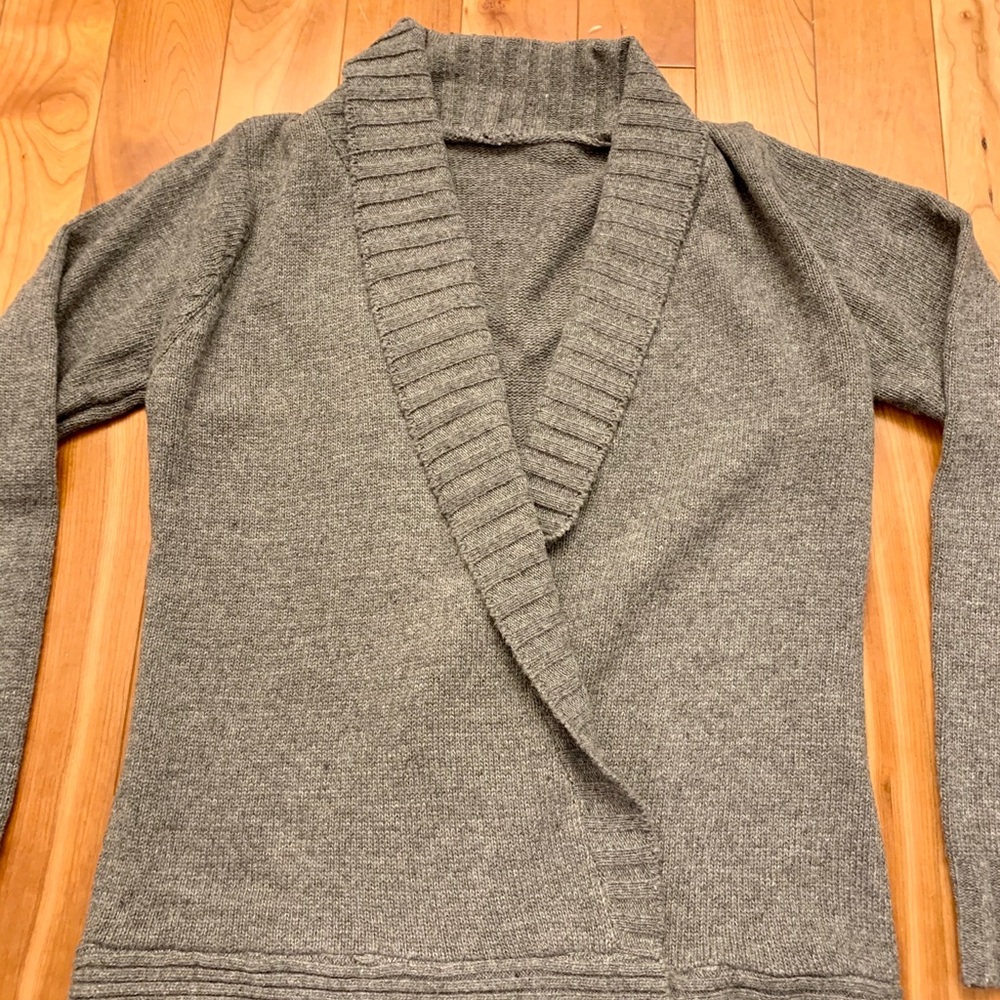 Sweater - Picture 3 of 3